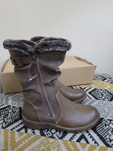Bnib womens brown - womens, pavers