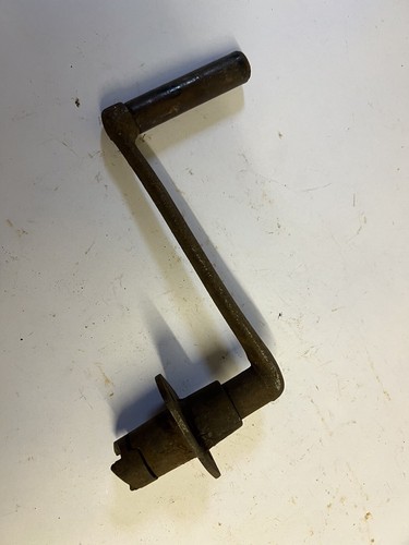 Three dog starting handle for - three,