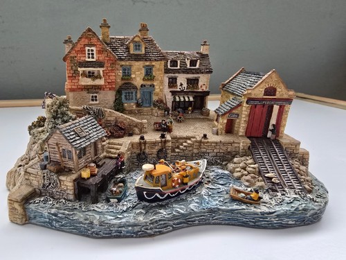 Danbury mint rnli harbour - danbury,
