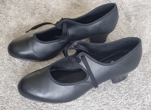 Tap shoes size - , 6