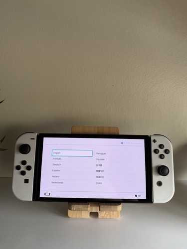 Nintendo switch oled console - nintendo,
