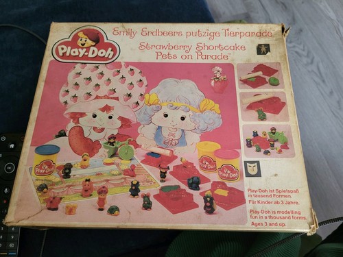 Kenner 1980s strawberry - ,