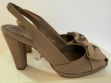 Sachelle Couture  Esmeralda