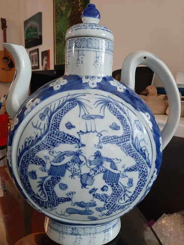 Chinese dragon pattern - 12",