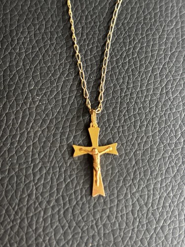 Solid 14ct yellow gold - 14ct,