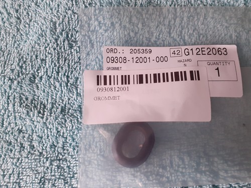 Suzuki b120 dust grommet - suzuki,