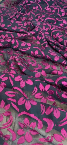Black magenta purple - black,