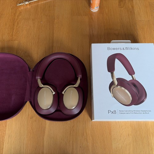 Bowers wilkins px8 - &,