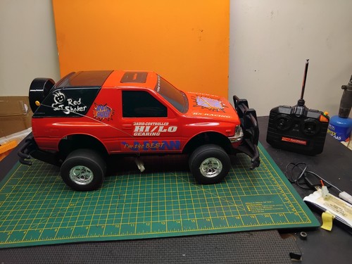 Vintage red shaker - 90's, tandy