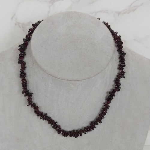 Garnet chips gemstone - chips, necklace