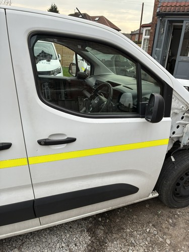 2018 2024 vauxhall - combo, /