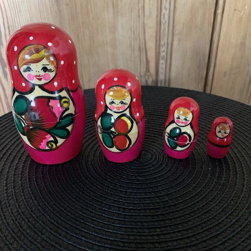 Russian matryoshka nesting - russian,