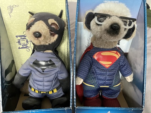 Meerkat batman and superman - batman,