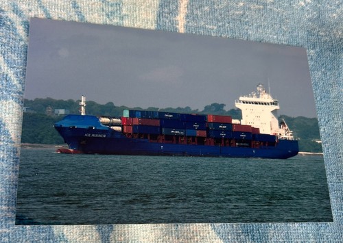 Container ship photo ice - container,