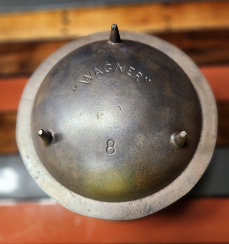 Wagner cast iron - 8, round