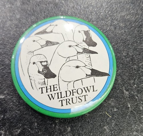 Vintage wildfowl trust badge - vintage,