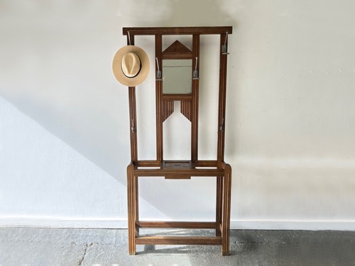 Antique arts and crafts - and,