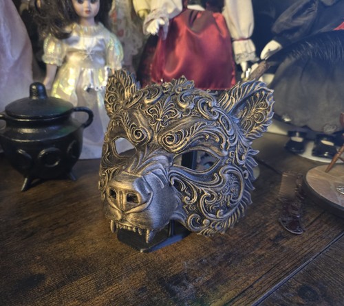 Baroque bear mask primal - -,