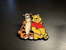 Winnie The Pooh & Tigger Pin
