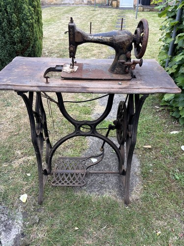 Vintage cast iron singer - vintage,