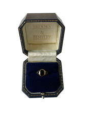 1984 Onyx Ring 9ct Gold Onyx