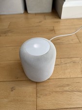 Apple HomePod Siri Smart Wi-Fi Speaker White UK Plug