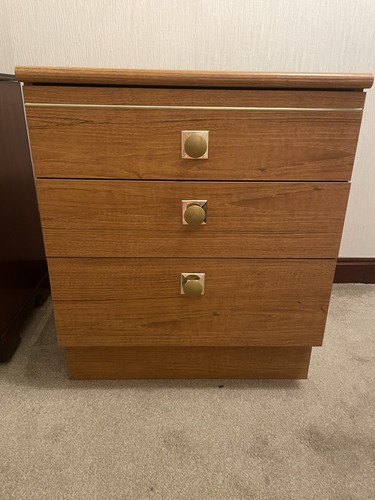 Schreiber three chest - three, of