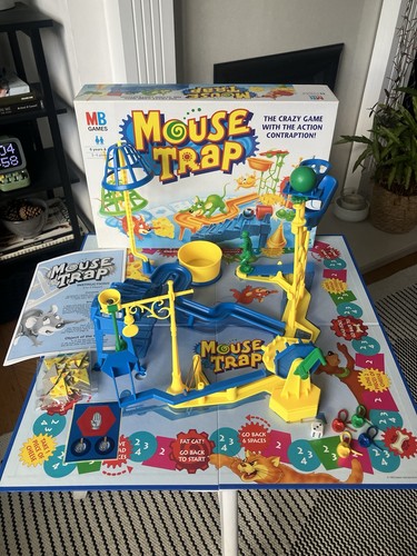 Vintage 1999 mouse - vintage, trap