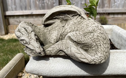 Resting dragon stone - statue, |