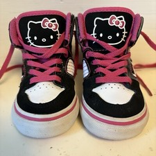 Vans Hello Kitty Girl’s Mid