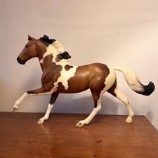 Breyer 'Stoneleigh Surprise'