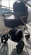 Maxi Cosi Lila Travel System 2 in 1 Pram/Pushchair, Carrycot and Seat