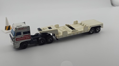 Matchbox daf 3300 space - matchbox,