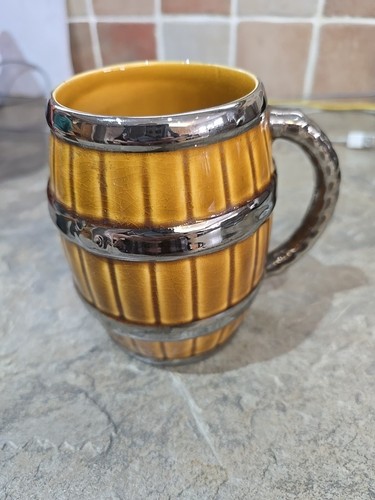 Vintage wade beer barrel - beer,