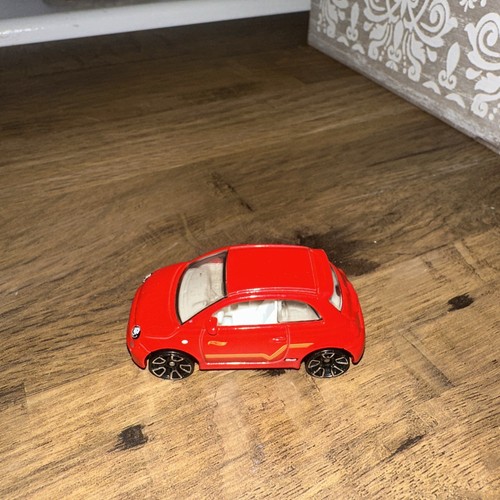 Hot wheels fiat - 500e, diecast