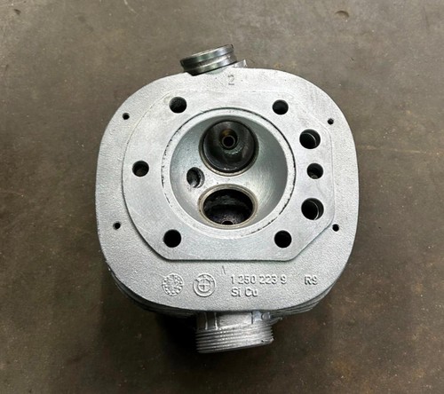 Bmw r90 right side - right, cylinder