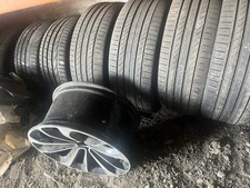 Bentley Wheels Auction For One