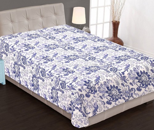 Single vintage quilt bed - quilt,