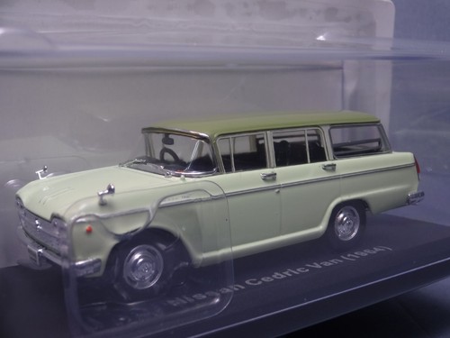 Ixo nissan cedric van - ixo,