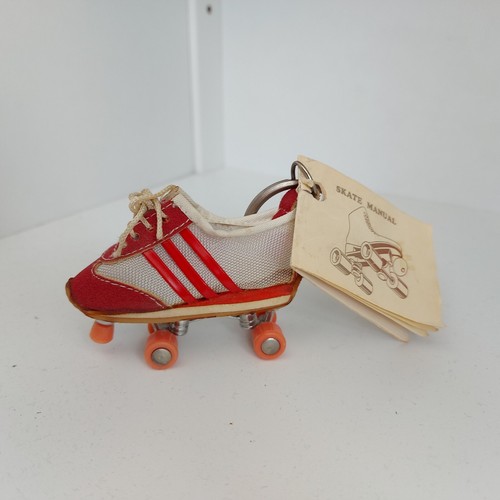 Vintage 1980s red and - vintage,