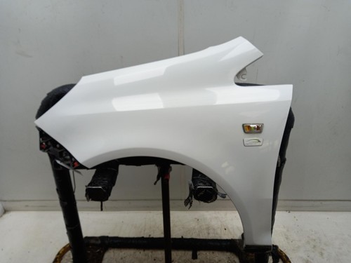 Vauxhall corsa left front - left, wing