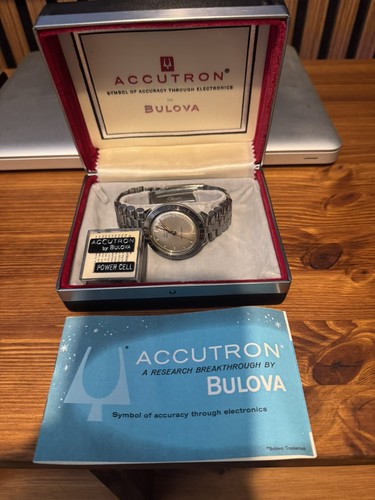 Vintage 1964 bulova accutron - vintage,