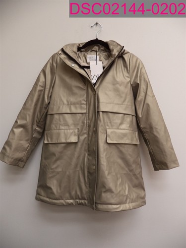 Nwt zara youth - nwt,