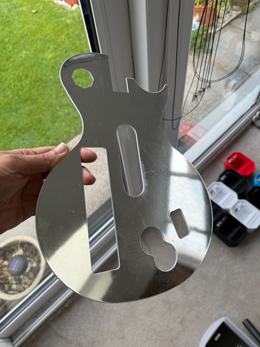 Official wii guitar - wii, hero