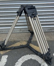 Vinten 2-Stage Aluminium EFP Pozi-Loc Tripod 150 mm + Ground spreader