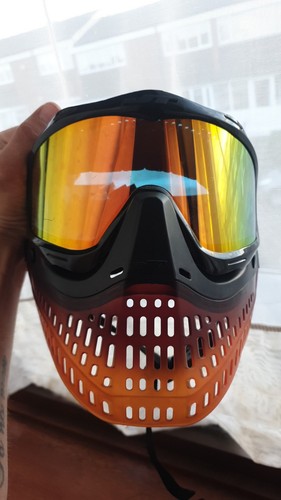 Mask black orange fade - to,