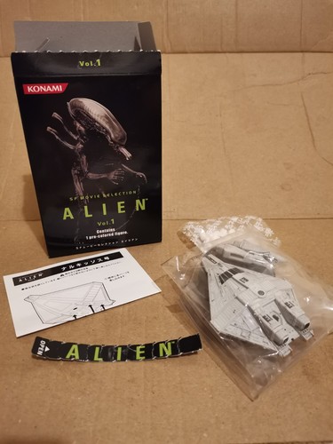 Alien narcissisus model made - alien,