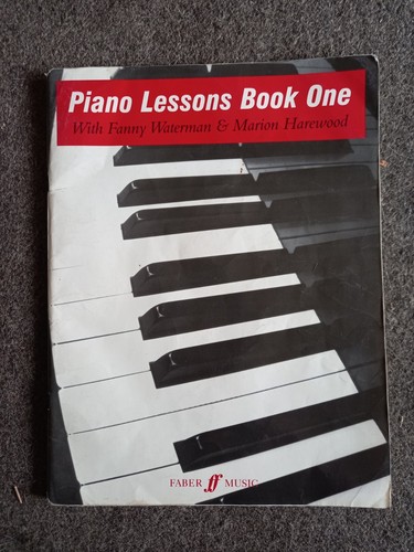 Piano lessons book one - book, by