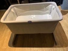 Chicco Next2 Bedside Crib with Dream Mattress.Used