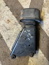 Volkswagen VW Transporter Caravelle early gearbox mount bracket